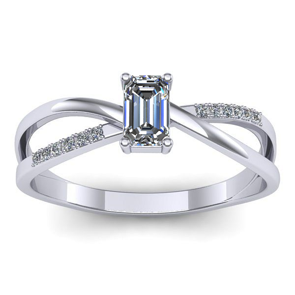 Inel de logodna cu diamant emerald cut