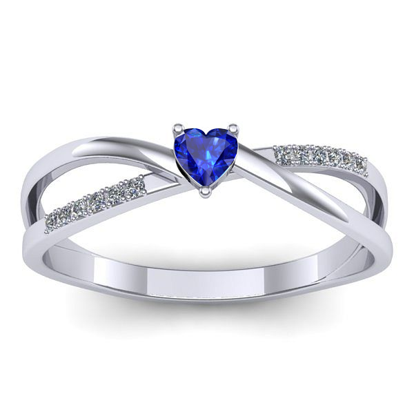 Inel cu safir inima