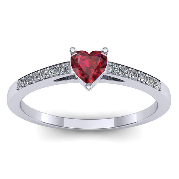 Inel cu rubin inima