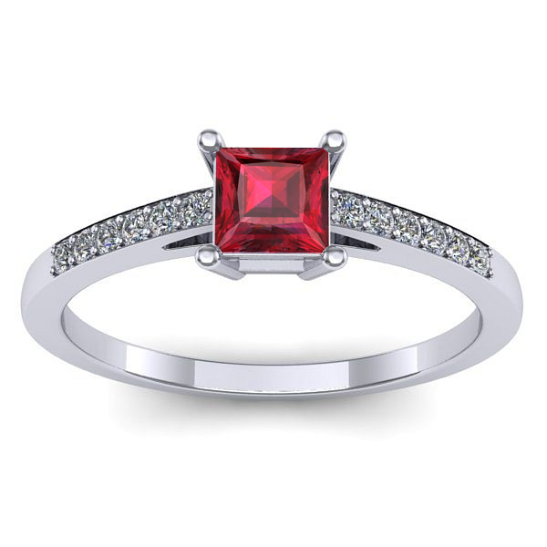 Inel cu rubin patrat