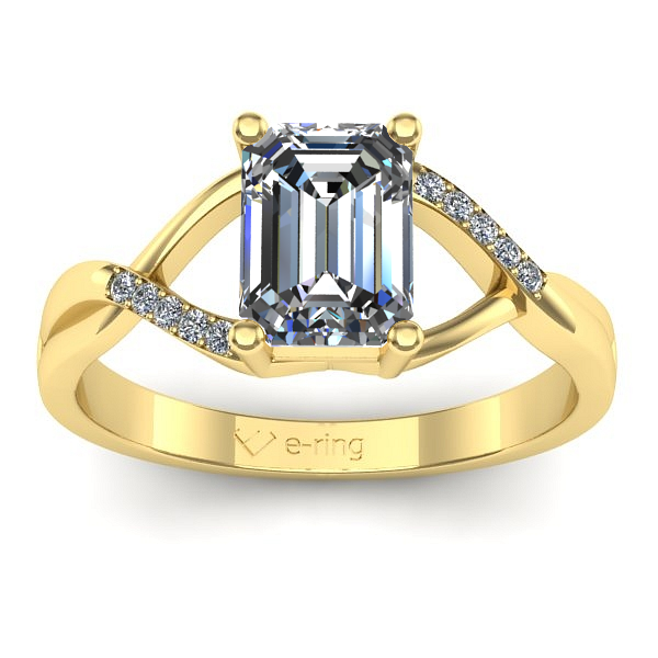 Inel de logodna cu diamant emerald cut