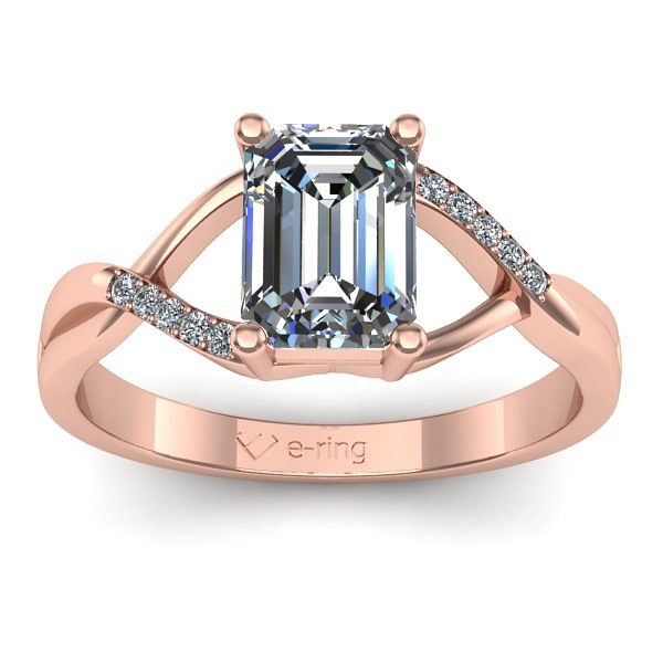 Inel de logodna cu diamant emerald cut
