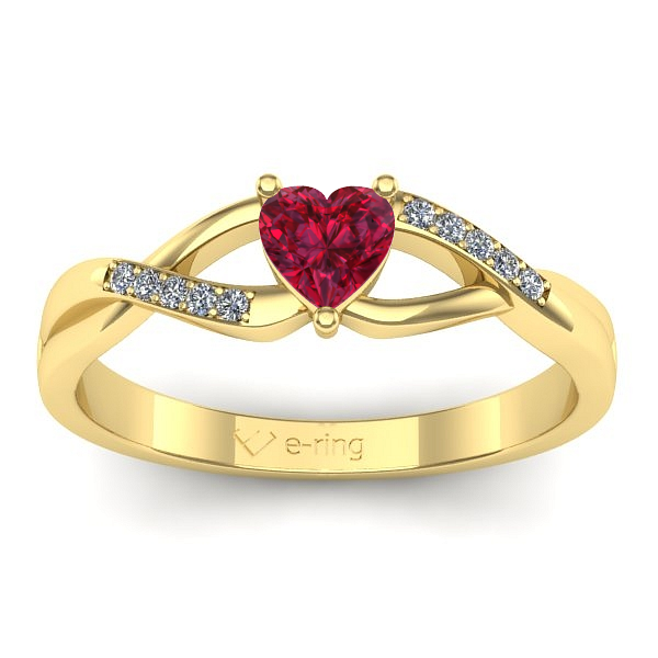 Inel cu rubin inima