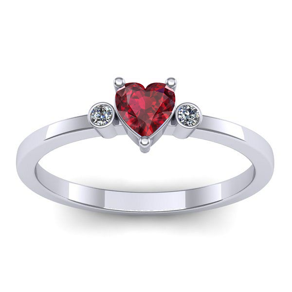 Inel de logodna cu rubin inima