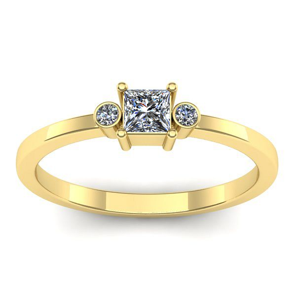 Inel cu safir alb patrat