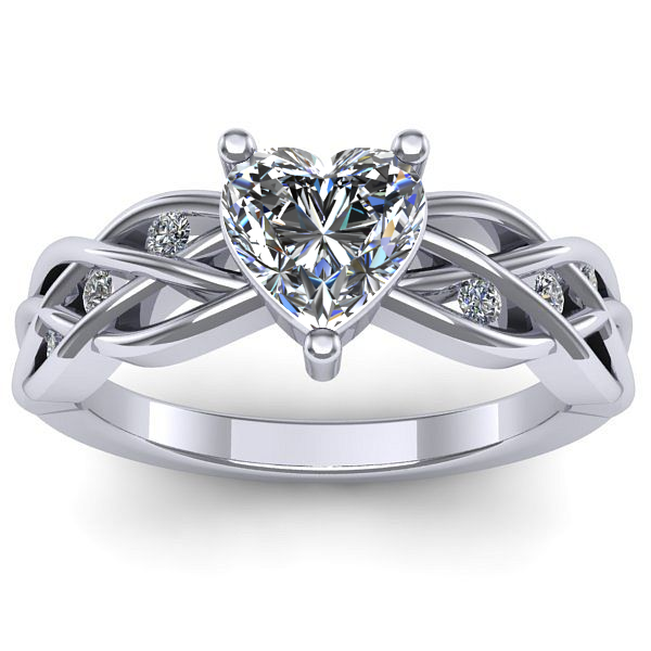 Inel de logodna cu diamant de laborator inima