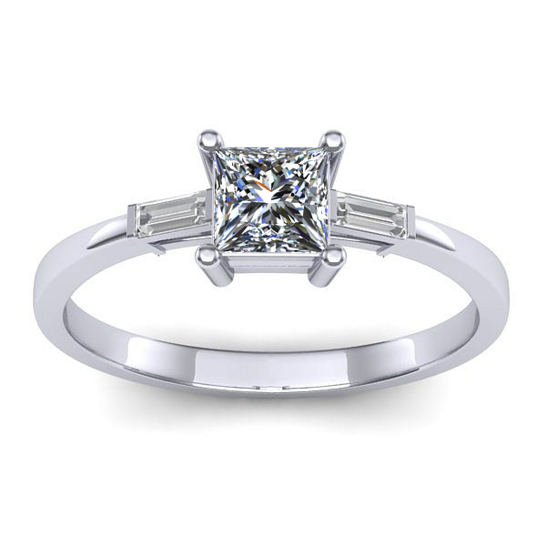 Inel cu diamant patrat