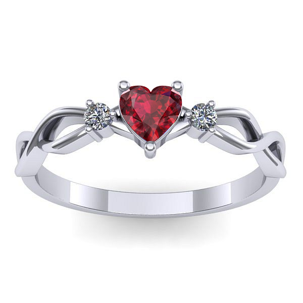 Inel cu rubin inima