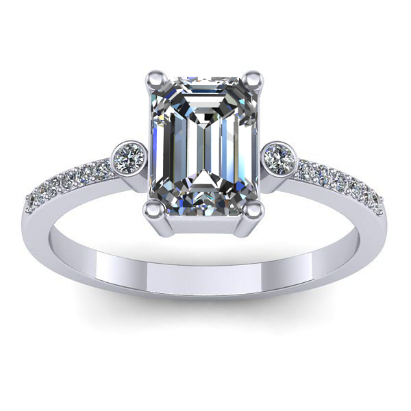 Inel de logodna cu diamant emerald cut