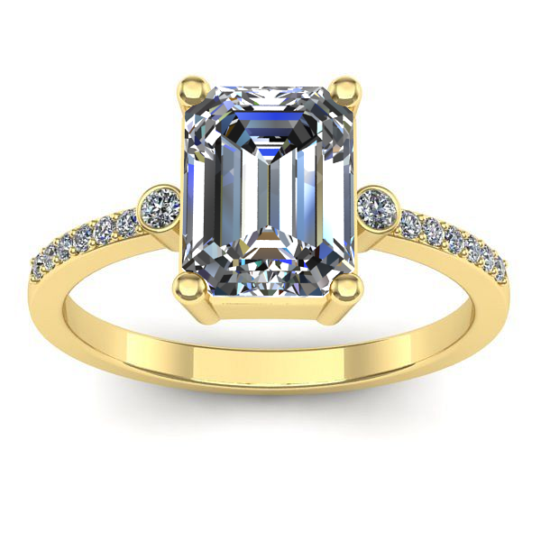 Inel de logodna cu diamant emerald cut