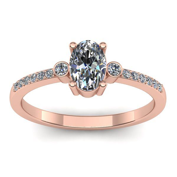 Inel de logodna cu diamant natural oval