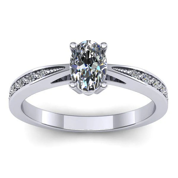 Inel cu diamant de laborator oval