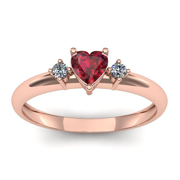 Inel cu rubin inima