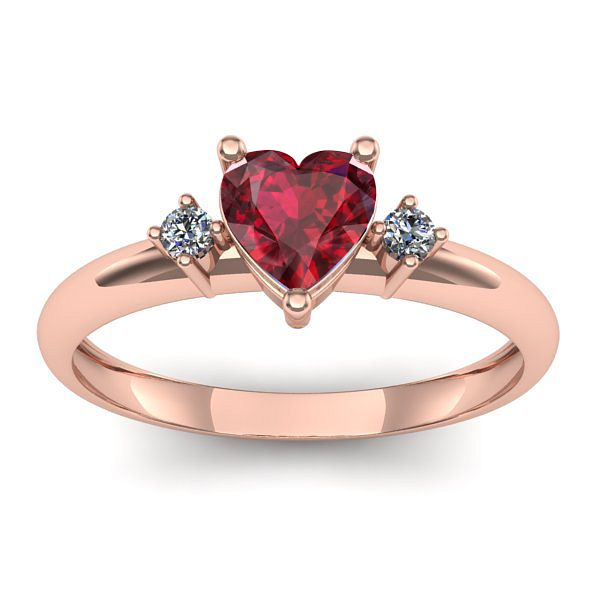 Inel cu rubin inima