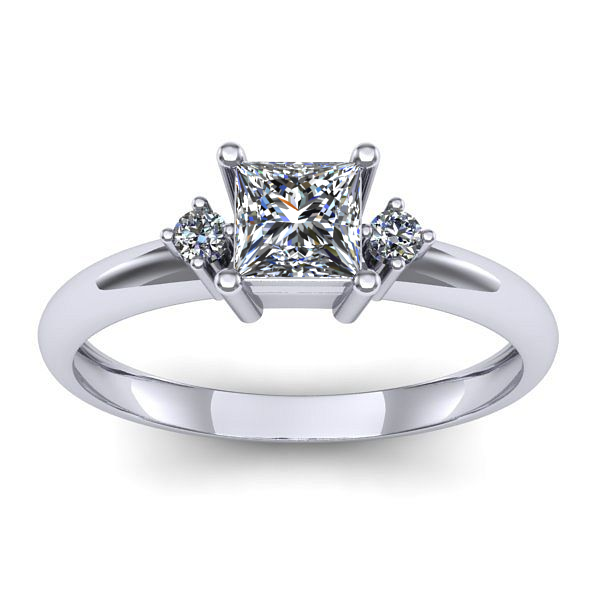 Inel cu safir alb patrat