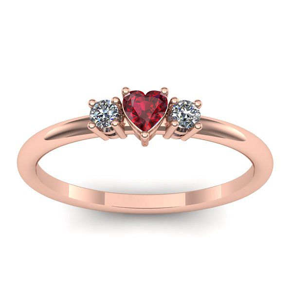 Inel cu rubin inima