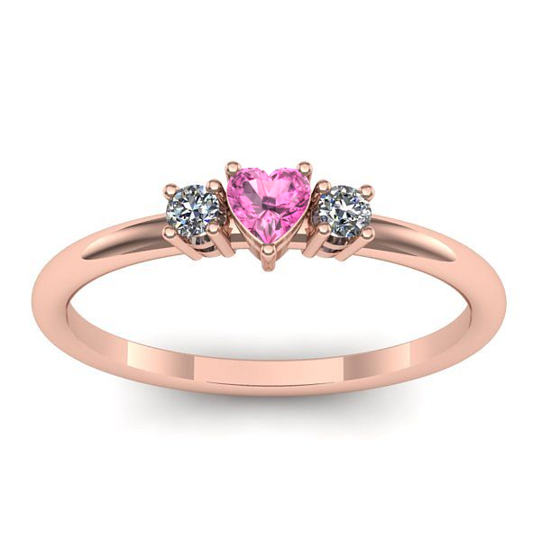 Inel cu safir roz inima