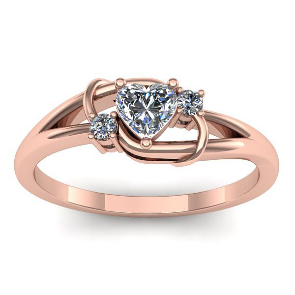 Inel cu safir alb inima