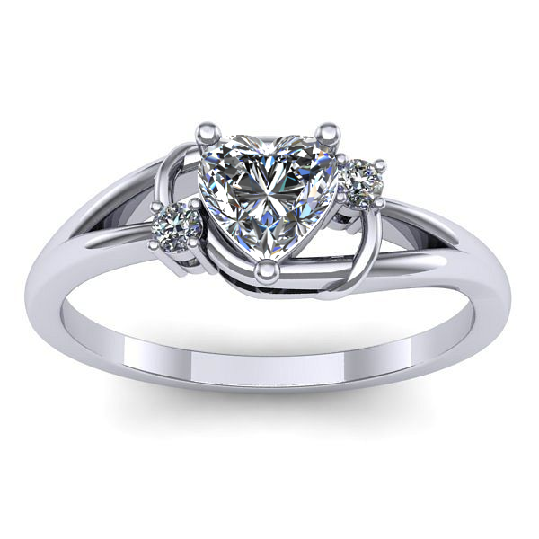 Inel cu safir alb inima