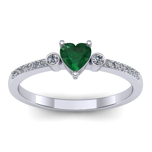 Inel de logodna cu smarald inima