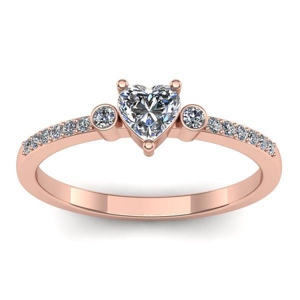 Inel cu diamant inima