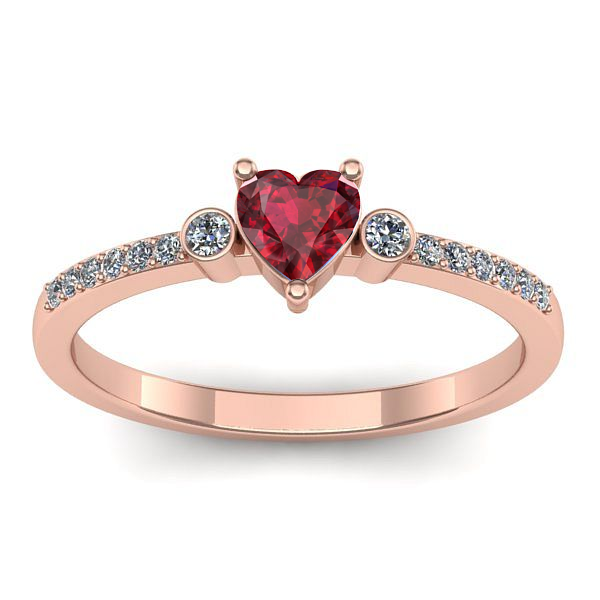 Inel de logodna cu rubin inima