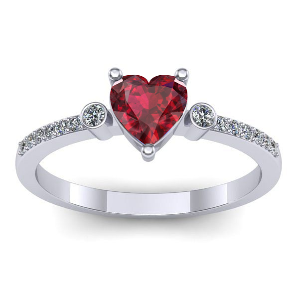 Inel cu rubin inima