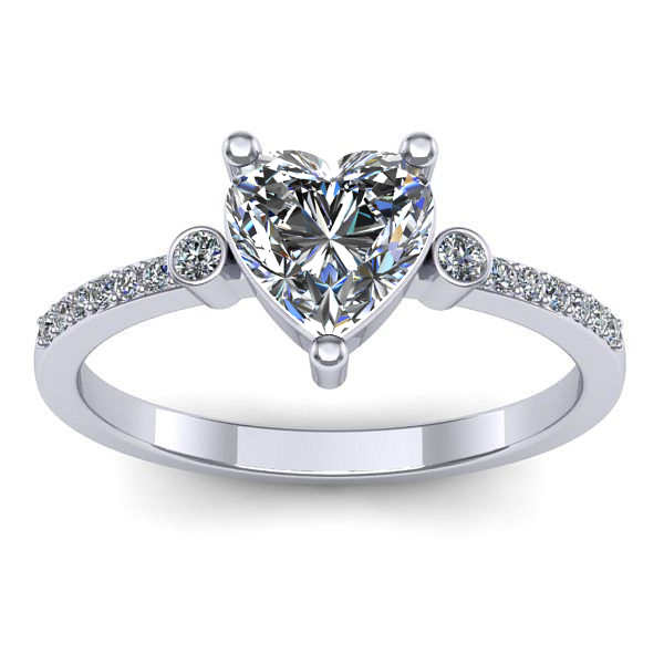 Inel de logodna cu diamant de laborator inima