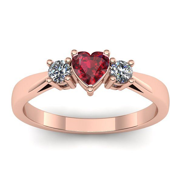 Inel de logodna cu rubin inima