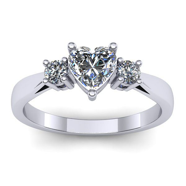 Inel de logodna cu diamant de laborator inima