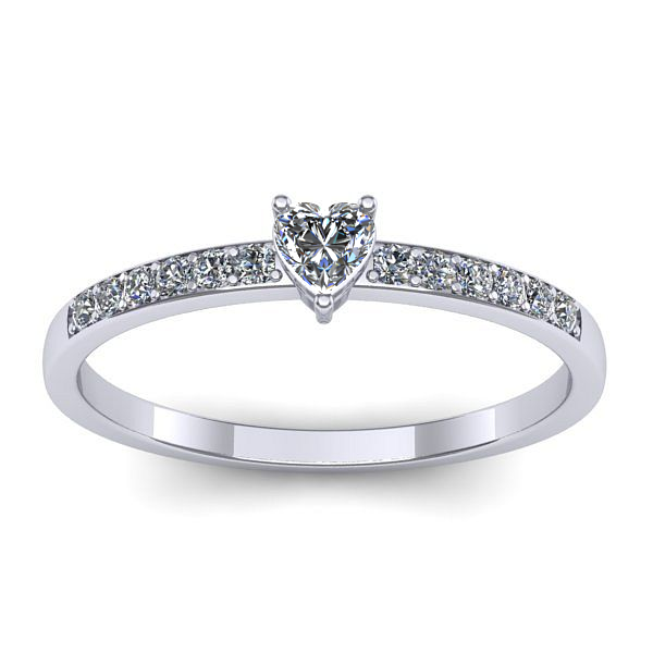 Inel cu safir alb inima