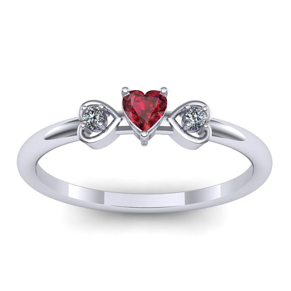 Inel de logodna cu rubin inima