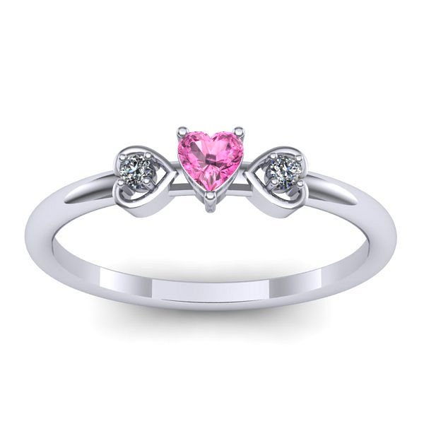 Inel cu safir roz inima