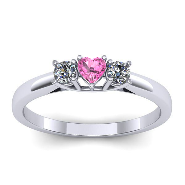 Inel cu safir roz inima