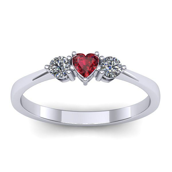 Inel cu rubin inima