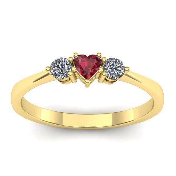 Inel cu rubin inima