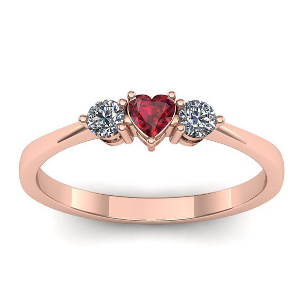 Inel de logodna cu rubin inima