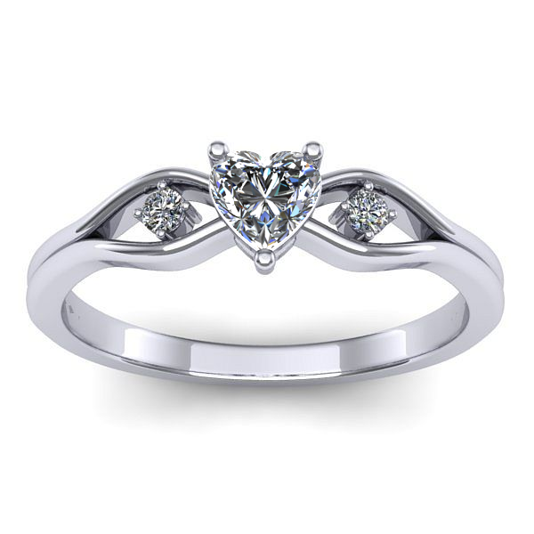 Inel de logodna cu safir alb inima