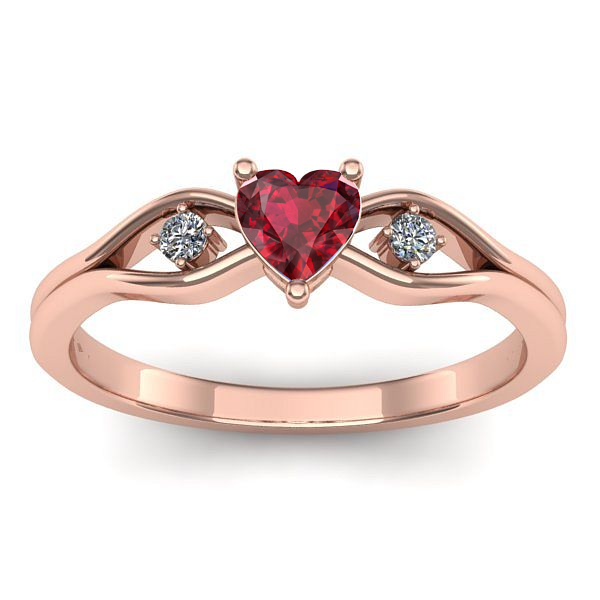 Inel cu rubin inima