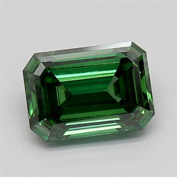 1.03ct Emerald Lab Grown Diamond (Colour Fancy Vivid Green, Clarity VVS2, IGI Certified)