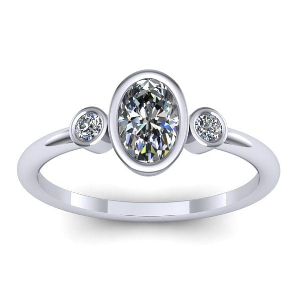 Inel cu safir alb oval