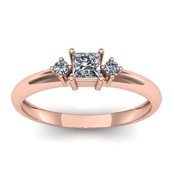 Inel cu diamant patrat