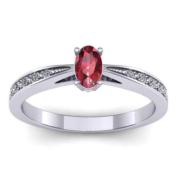 Inel cu rubin oval